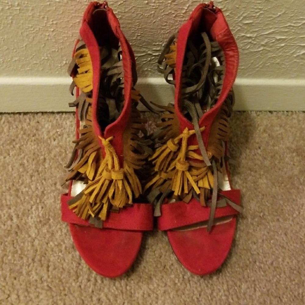 Fringe shoes